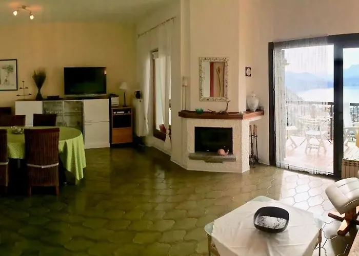 Apartament Pandora 1 *